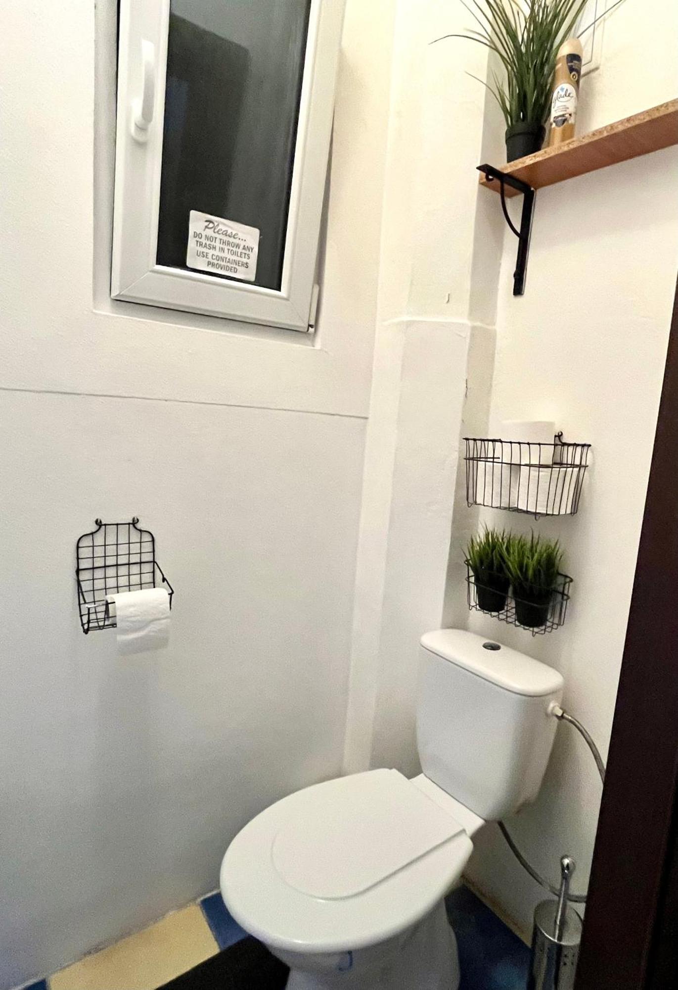Audrey Hepburn Apartment Old Town Air Conditioned Bratislava Extérieur photo